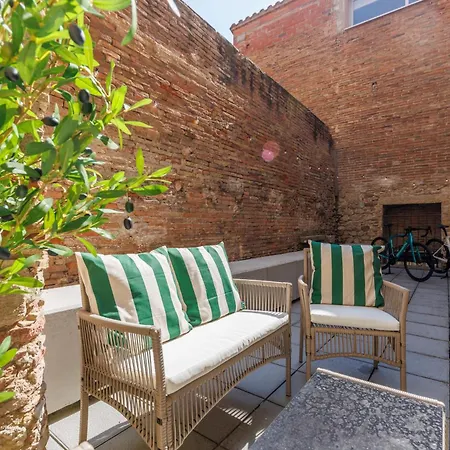Bravissimo Galligants, Monthly With Parking * Girona