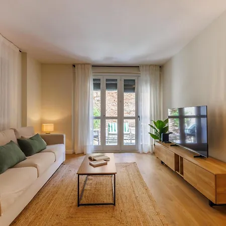 Apartment Bravissimo Galligants, Monthly With Parking