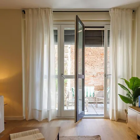Bravissimo Galligants, Monthly With Parking * Girona