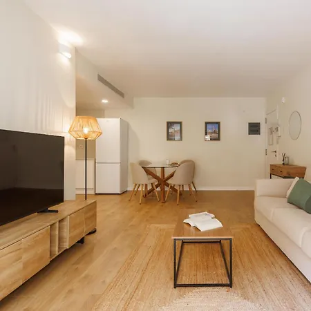 Bravissimo Galligants, Monthly With Parking Apartment Girona