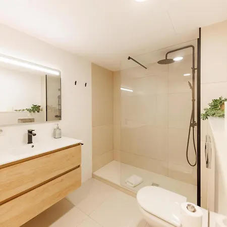 Apartment Bravissimo Galligants, Monthly With Parking *